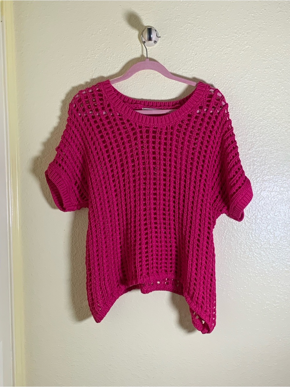 NWOT Zenana Outfitters Open-Knit Short Sleeve Top - Bright Pink, Size L/XL